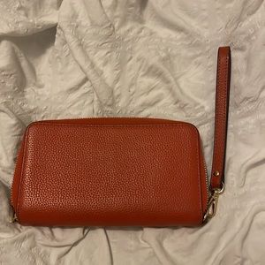 Clutch wallet orange
